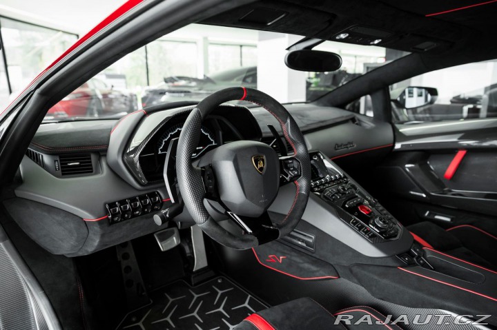 Lamborghini Aventador SuperVeloce Coupé / 1600 2017