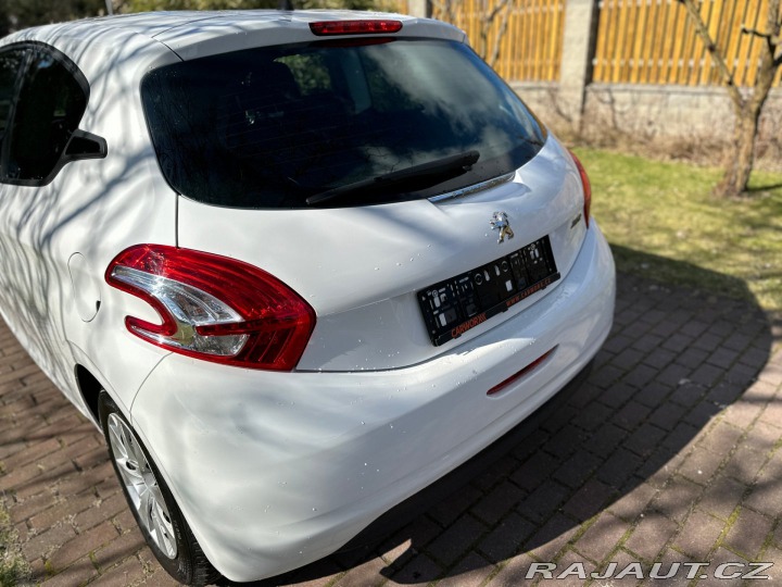 Peugeot 208 1.4Hdi 50kw 2012