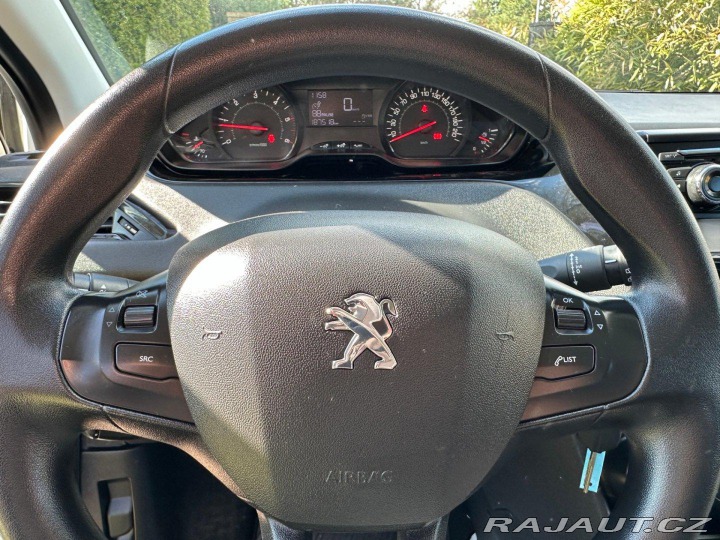 Peugeot 208 1.4Hdi 50kw 2012