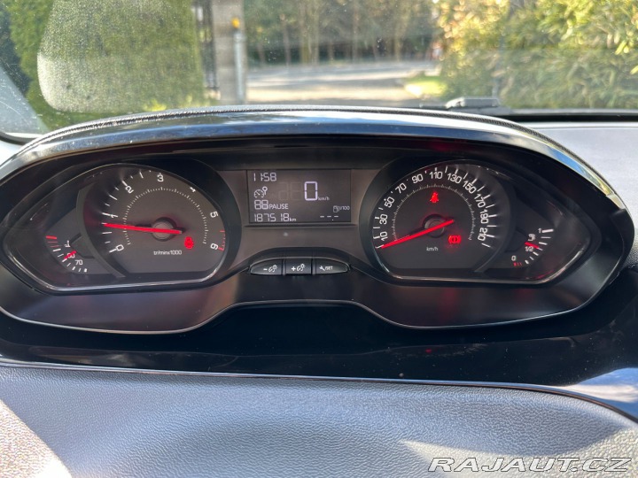 Peugeot 208 1.4Hdi 50kw 2012
