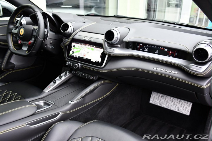 Ferrari Ostatní modely GTC4 Lusso V12 DCT P-DISPLAY LIFT 14 2018