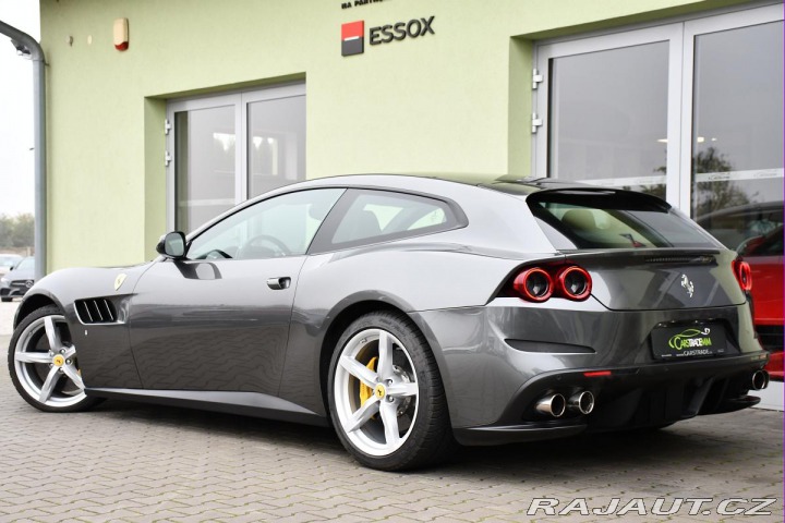 Ferrari Ostatní modely GTC4 Lusso V12 DCT P-DISPLAY LIFT 14 2018