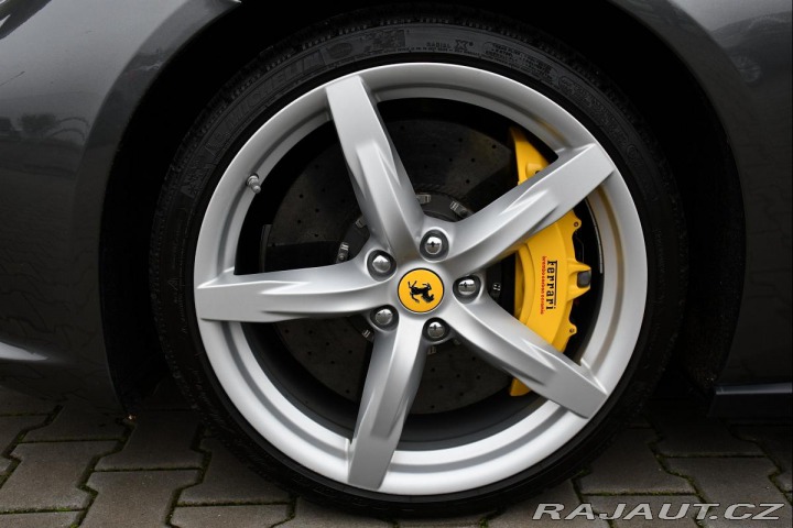 Ferrari Ostatní modely GTC4 Lusso V12 DCT P-DISPLAY LIFT 14 2018