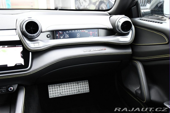 Ferrari Ostatní modely GTC4 Lusso V12 DCT P-DISPLAY LIFT 14 2018