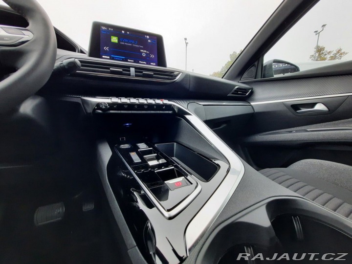 Peugeot 5008 ACTIVE PACK 1,2 PT 130k E 2024