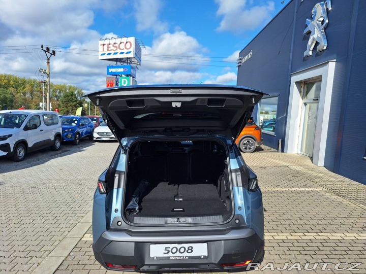 Peugeot 5008 ALLURE Hybrid 136 e-DCS6 2024