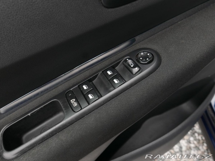 Peugeot 3008 1,6i 115kW Panorama Autom 2010
