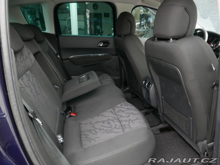 Peugeot 3008 1,6i 115kW Panorama Autom 2010