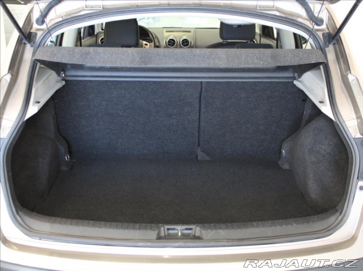 Nissan Qashqai 2,0 DCi 110kW 4X4 Akční c 2012