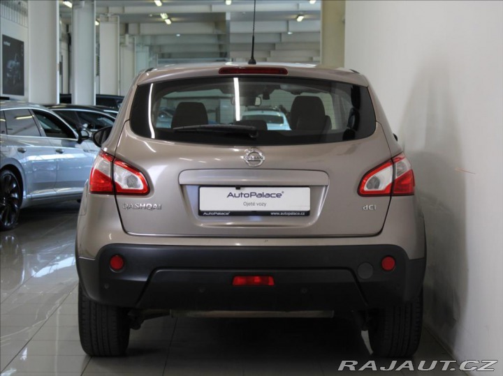 Nissan Qashqai 2,0 DCi 110kW 4X4 Akční c 2012