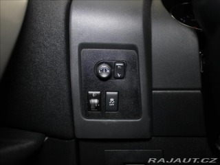 Nissan Qashqai 2,0 DCi 110kW 4X4 Akční c 2012