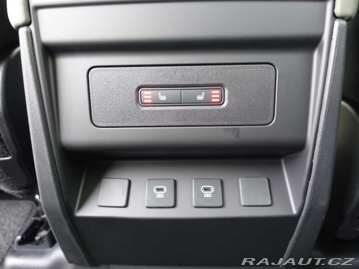 Land Rover Defender 110 3,0 X-Dynamic SE D200 2025