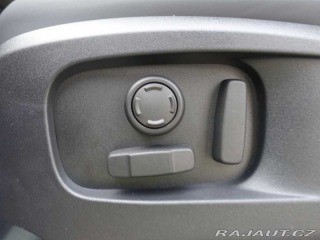 Land Rover Defender 110 3,0 X-Dynamic SE D200 2025