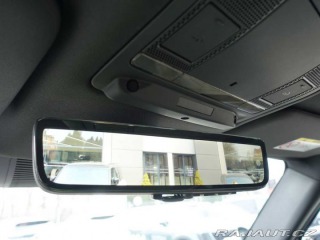 Land Rover Defender 110 3,0 X-Dynamic SE D200 2025
