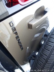 Land Rover Defender 110 3,0 X-Dynamic SE D200 2025