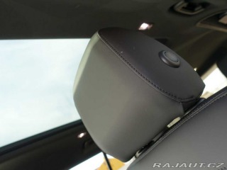 Land Rover Defender 110 3,0 X-Dynamic SE D200 2025