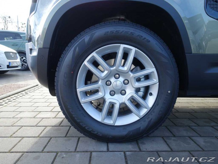 Land Rover Defender 110 3,0 S D200 4x4 automa 2025