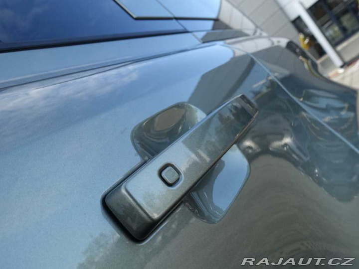 Land Rover Defender 110 3,0 S D200 4x4 automa 2025