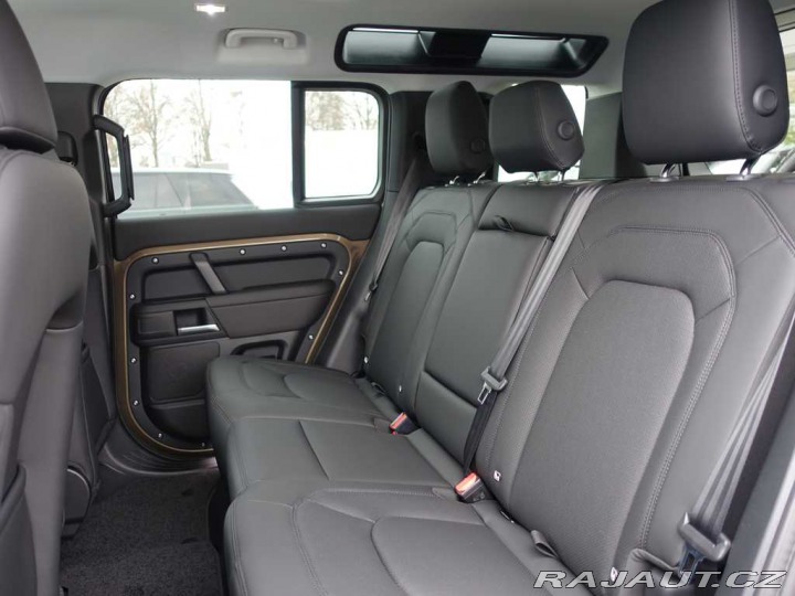Land Rover Defender 110 3,0 S D200 4x4 automa 2025