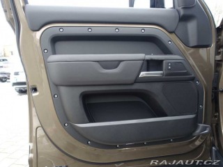 Land Rover Defender 110 3,0 S D200 4x4 automa 2025