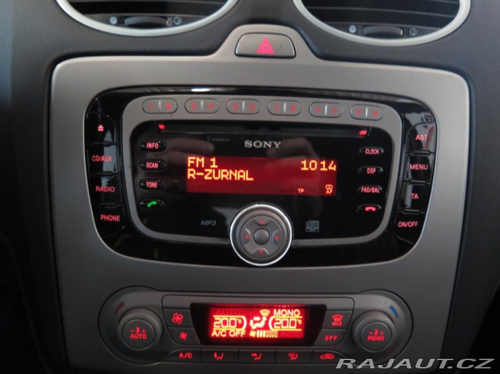 Ford Focus 1.6i 16V,klima,tempomat,1 2011