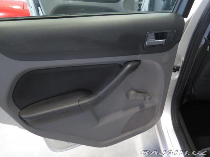 Ford Focus 1.6i 16V,klima,tempomat,1 2011