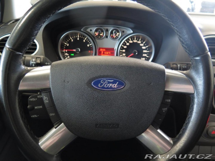 Ford Focus 1.6i 16V,klima,tempomat,1 2011