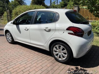 Peugeot 208 1,2i 60kw 2015