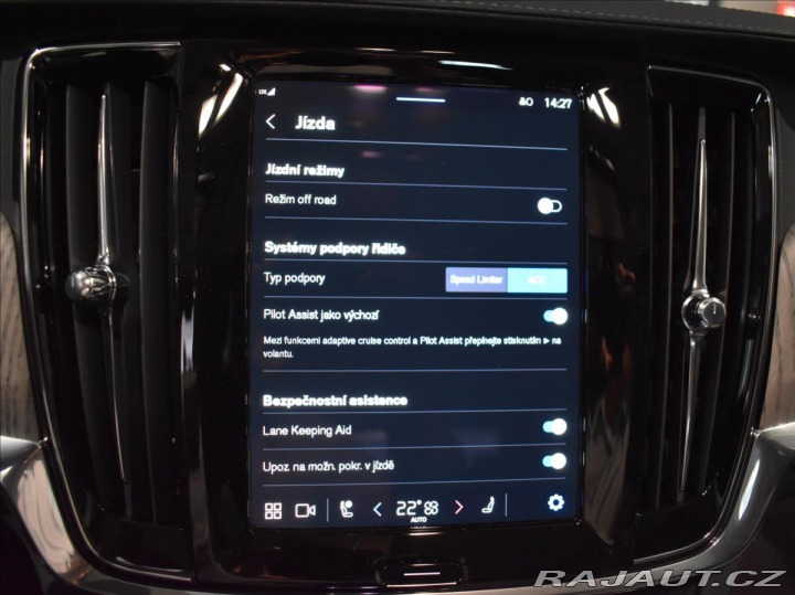Volvo V90 2,0 CC B5 AWD Plus Vzduch 2024