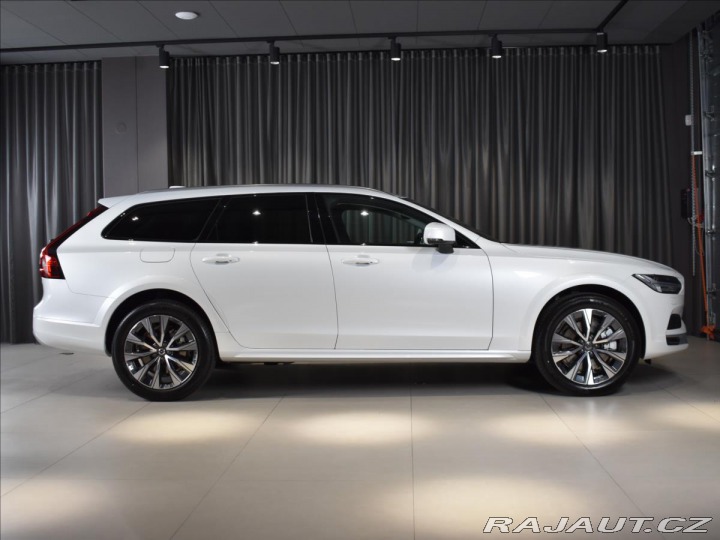 Volvo V90 2,0 CC B5 AWD Plus Vzduch 2024