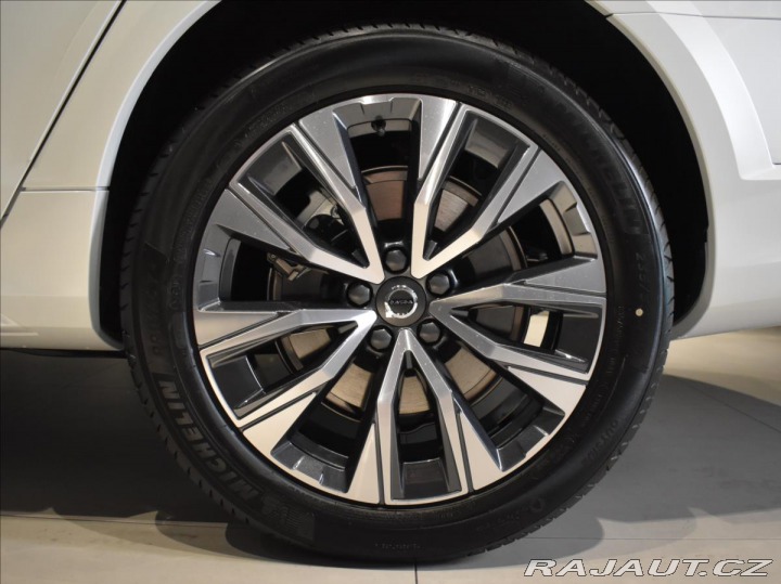 Volvo V90 2,0 CC B5 AWD Plus Vzduch 2024