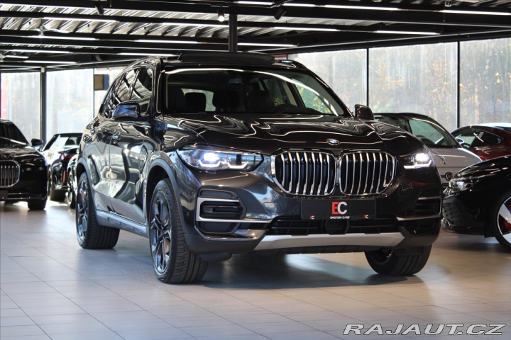BMW X5 xDrive30d / 7míst / vzduc 2023