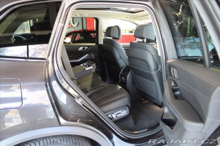 BMW X5 xDrive30d / 7míst / vzduc 2023