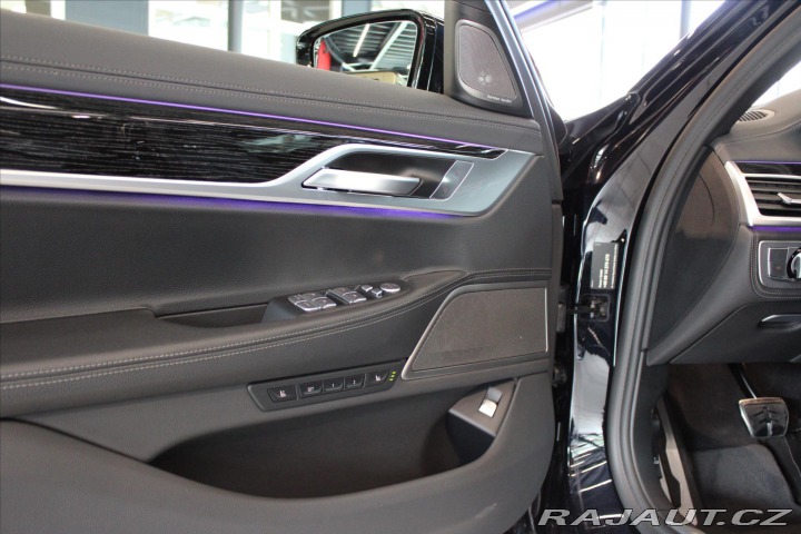 BMW 7 730d xDrive M Sport / LAS 2022