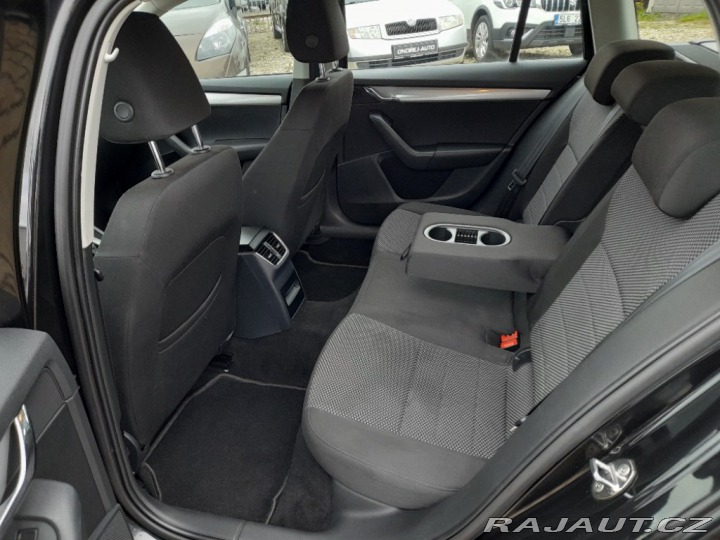 Škoda Octavia DSG 2,0 TDI 110 KW S.K. 2013