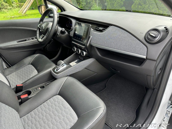 Renault ZOE R135 52 kWh 100kw 2021