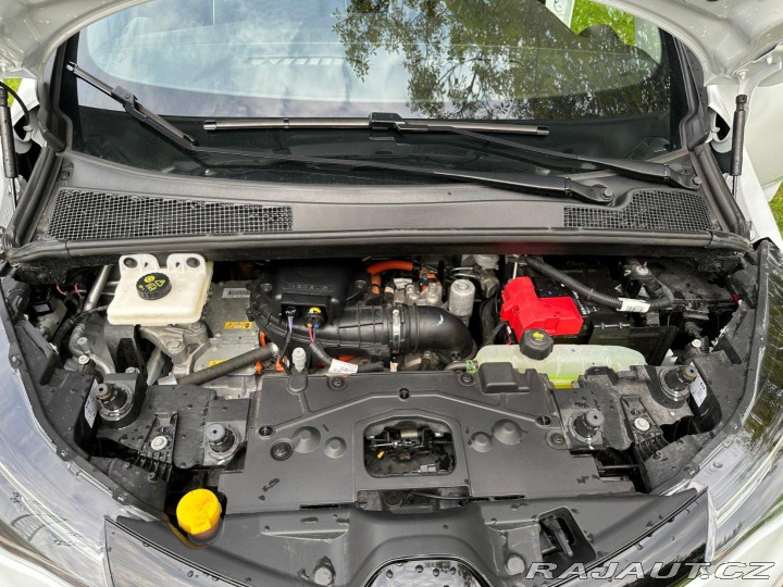 Renault ZOE R135 52 kWh 100kw 2021