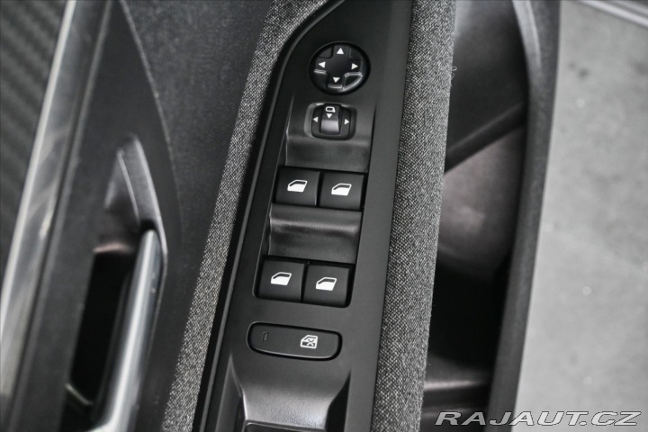 Peugeot 5008 1,5 HDi 96kW 7míst Active 2021