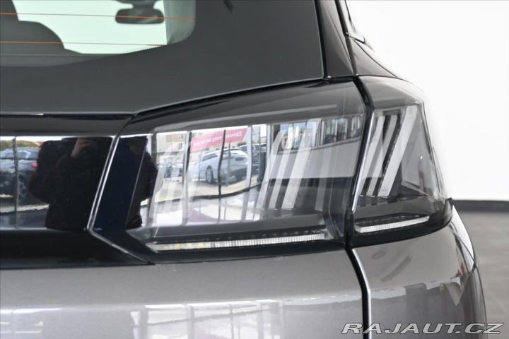 Peugeot 5008 1,5 HDi 96kW 7míst Active 2021