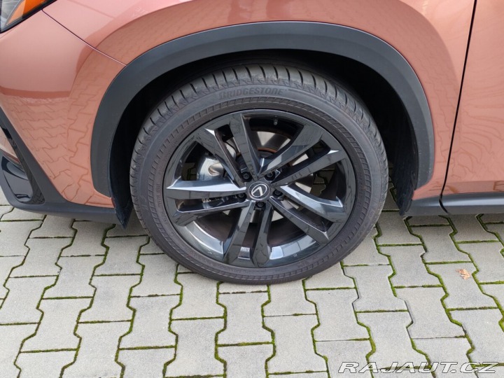 Lexus Ostatní modely NX 350h 2,5 350h 4×4 E-FOUR Execu 2024