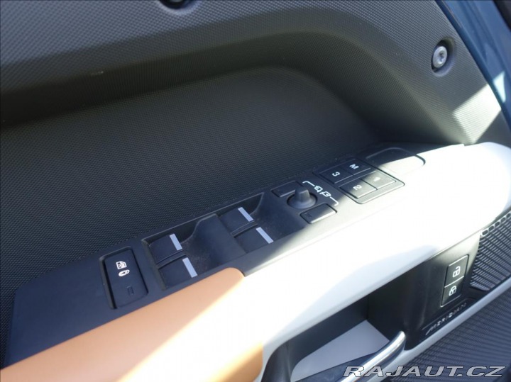 Land Rover Defender 3,0 D300 110 XDynHSE,ČR,D 2023