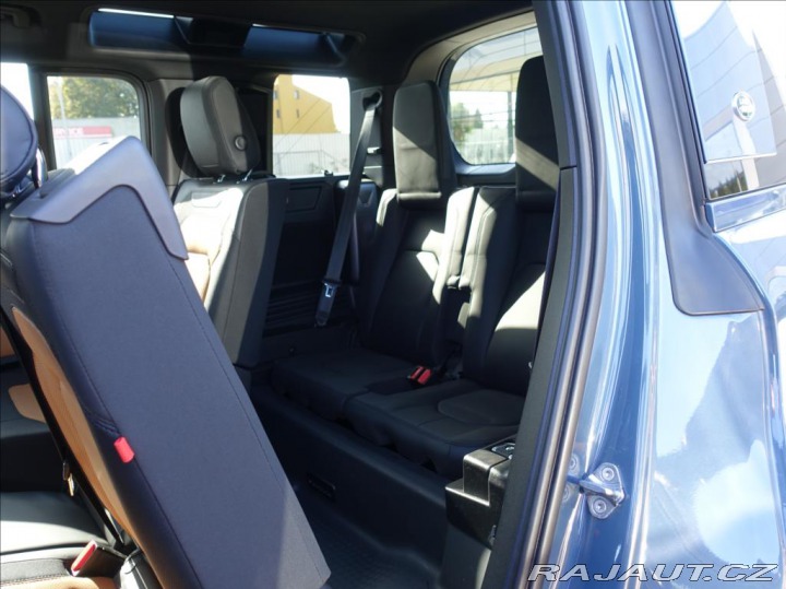 Land Rover Defender 3,0 D300 110 XDynHSE,ČR,D 2023