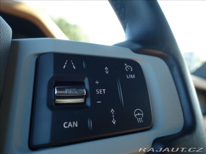 Land Rover Defender 3,0 D300 110 XDynam,HSE,Č 2023
