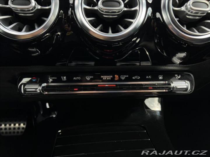 Mercedes-Benz A A 180d AMG nez. top. 2018