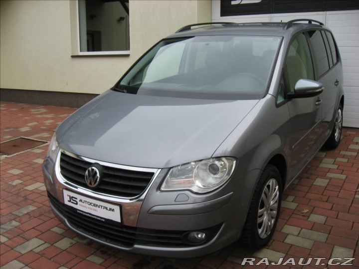 Volkswagen Touran 1,4 TSI 140PS  Trendline 2010