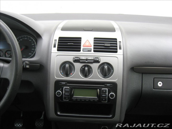 Volkswagen Touran 1,4 TSI 140PS  Trendline 2010