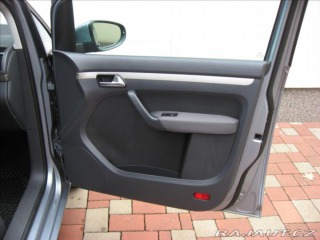 Volkswagen Touran 1,4 TSI 140PS  Trendline 2010