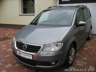 Volkswagen Touran 1,4 TSI 140PS  Trendline 2010