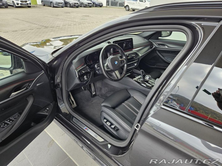 BMW 5 530d xDrive M Sport Touri 2021