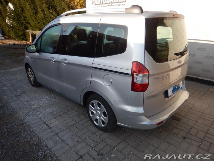 Ford Tourneo Courier 1.0i, ČR, 1.MAJ. 2018